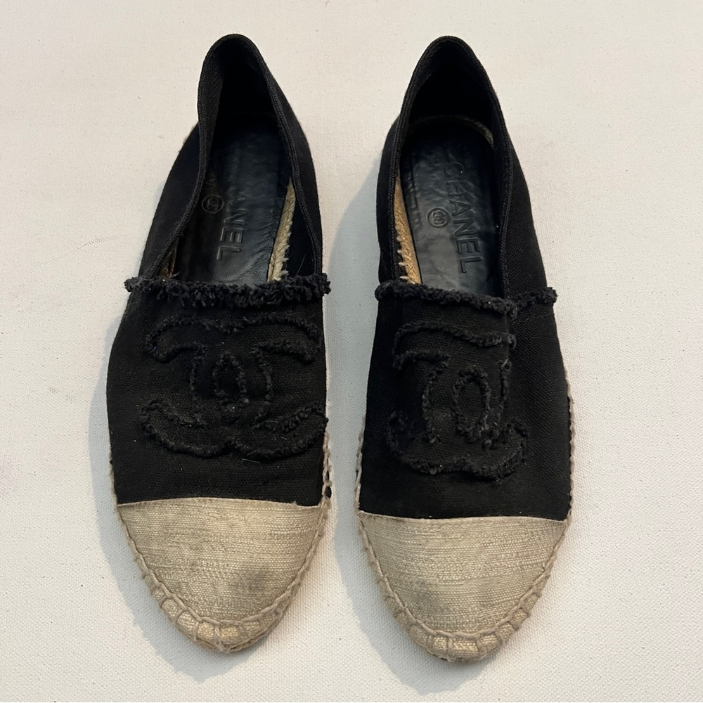 Classic CHANEL Black and Cream Canvas Espadrilles Shoes Sz 39 8 - Picture 8 of 14